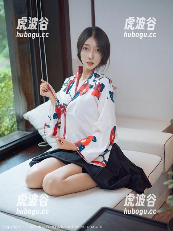 花漾show-熊小诺 花漾show - 在白色中找熊小诺,下载这份写真集就对了!