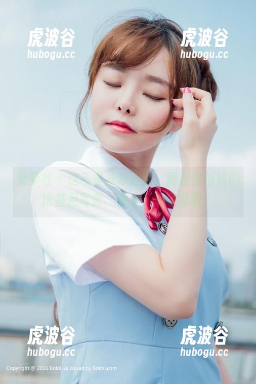 菠萝社-柳侑绮 菠萝社 - 这不是泳池派对,而是柳侑绮的比基尼写真,快来下载收藏吧!