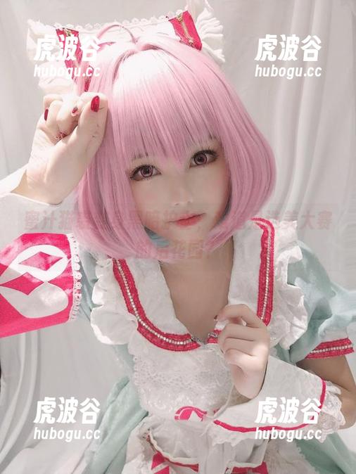 蜜汁猫裘 蜜汁猫裘变身黑暗护士,难道是选美大赛的后花园?