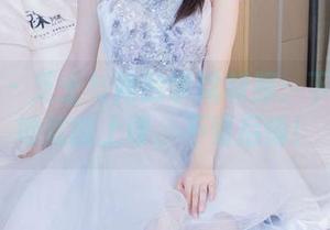 袜啵啵 - 芝士与她的学院制服:下载到本地就能上课,不看后悔!