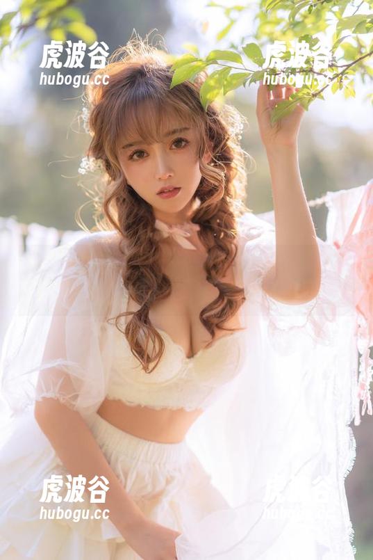 过期米线线喵 穿毛衣的过期米线线喵无圣光写真,一不小心快乐溢出屏幕!