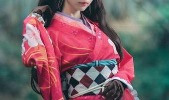迷失人形QUQ的私房美图,学院幻想曲正在打破次元壁!