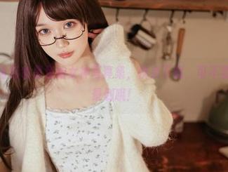 压箱底的阿包也是兔娘女神写真集，快来下载，可不要因为太美晕倒哦！