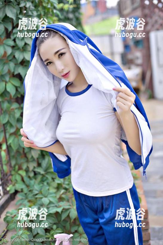 青豆客-小紫藤 青豆客 - 修女变身,小紫藤的私房图片圈粉无数,信仰更新中!