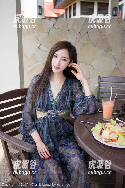 魅妍社-FoxYini孟狐狸 魅妍社 - FoxYini孟狐狸长腿资源,竟然让人只想说“为啥?”。