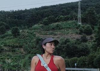 微密圈 - 鹿瑶出没:少女的迷人图片分享中,挡不住的亮点!